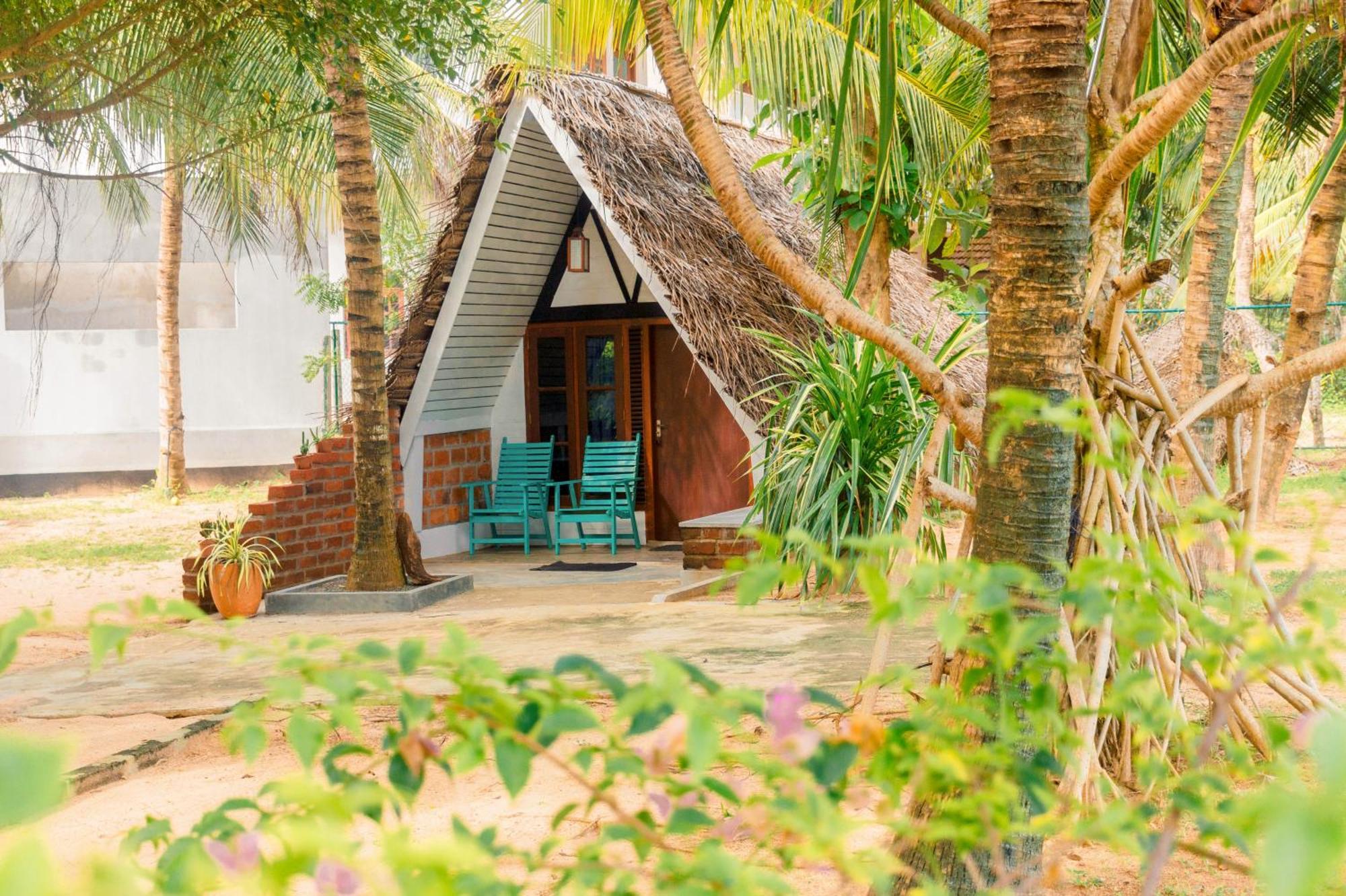 Harmony Beach Resort 탕갈레 외부 사진