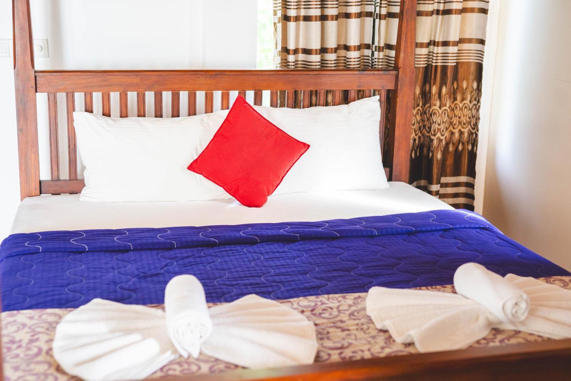 Harmony Beach Resort 탕갈레 외부 사진